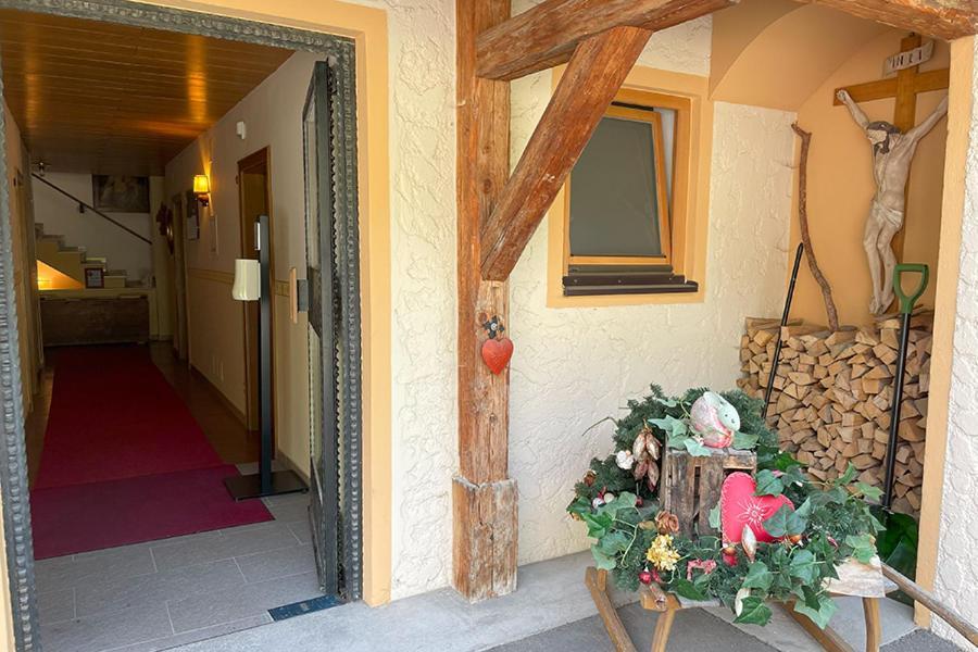 Residence Schneiderhof San Candido Eksteriør billede